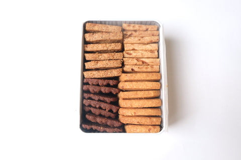 Assortiment de biscuits salés -4種のセイボリークッキー缶-