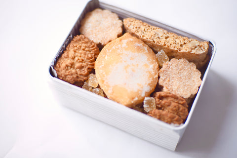 Assortiment de biscuits au citron -国産レモンのクッキー缶-